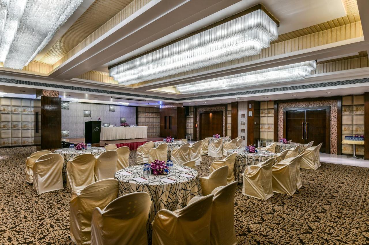 The Regenza By Tunga Otel Navi Mumbai Dış mekan fotoğraf